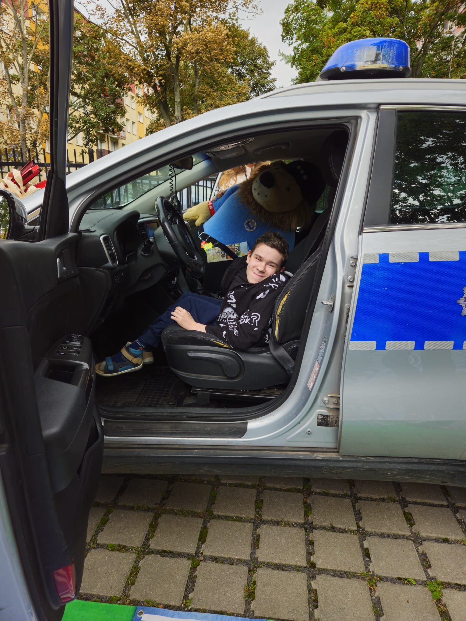 WIZYTA POLICJI — zdjęcie 4 z 8