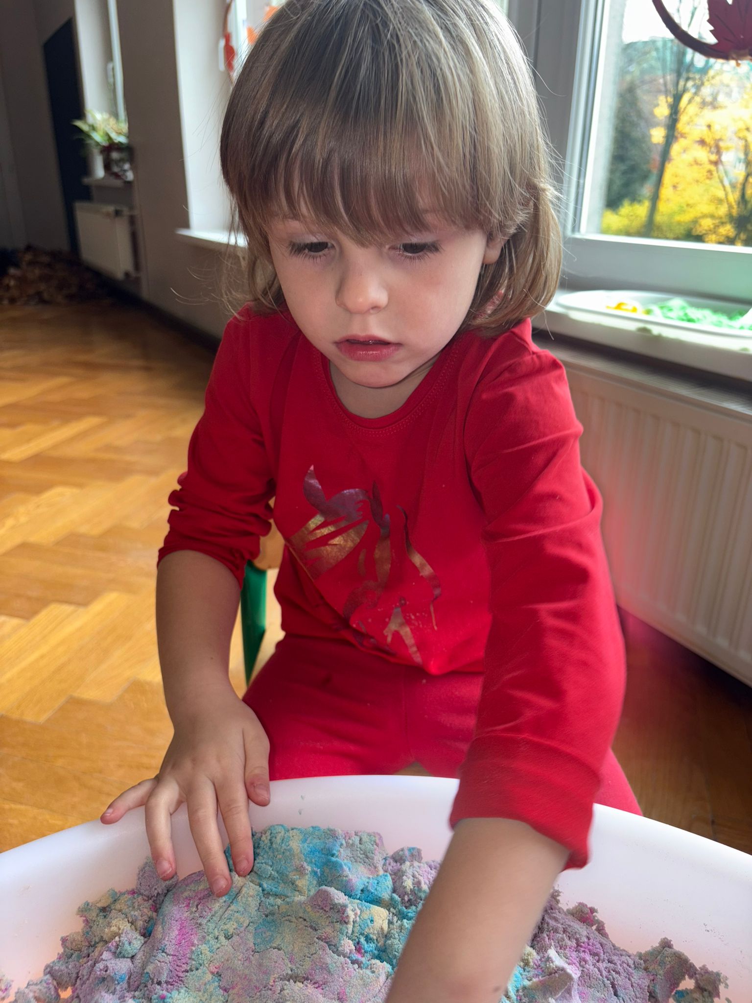 ZABAWY SENSORYCZNE — zdjęcie 6 z 12