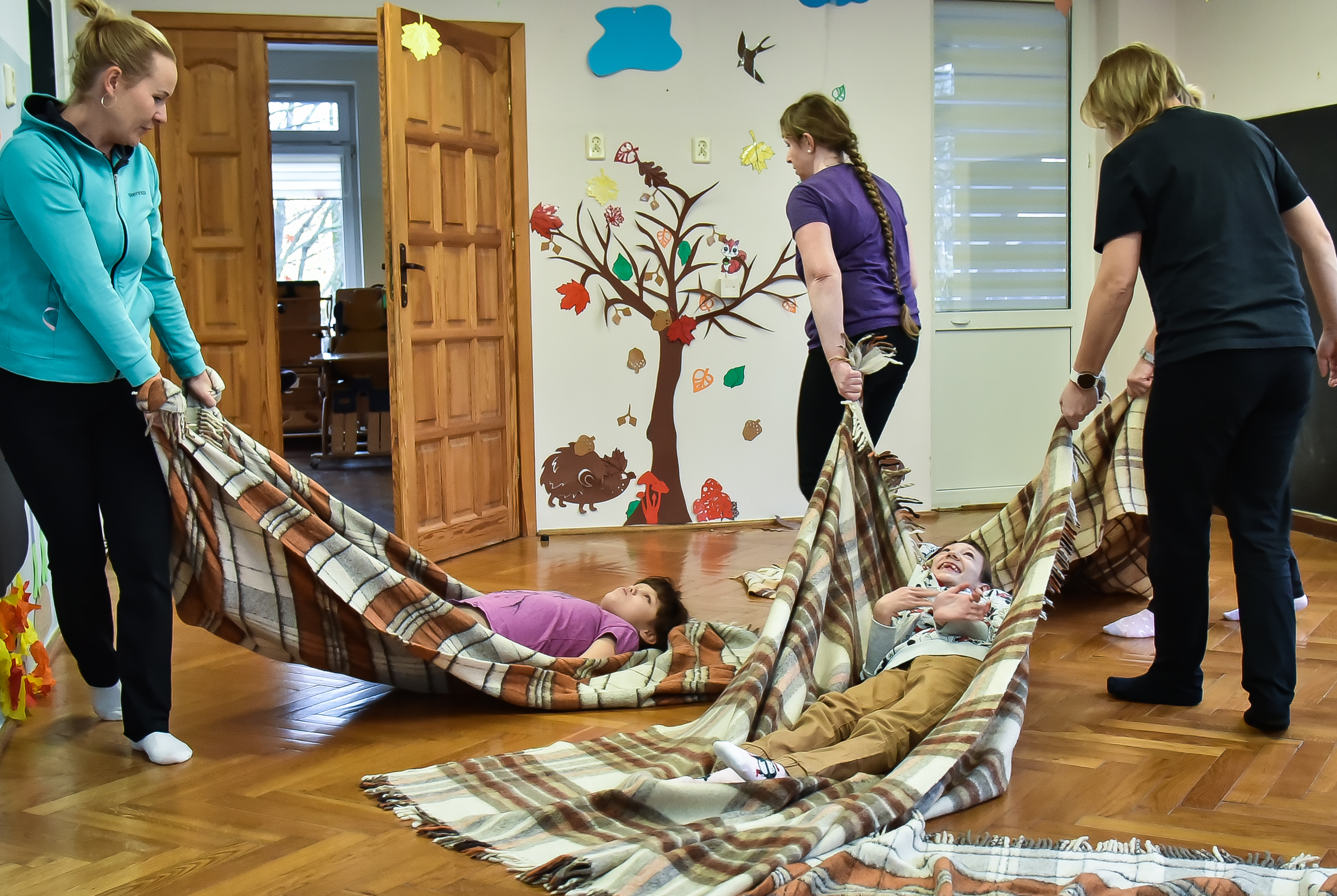 Kompleksowy model pracy terapeutycznej z dziećmi i młodzieżą — zdjęcie 10 z 12