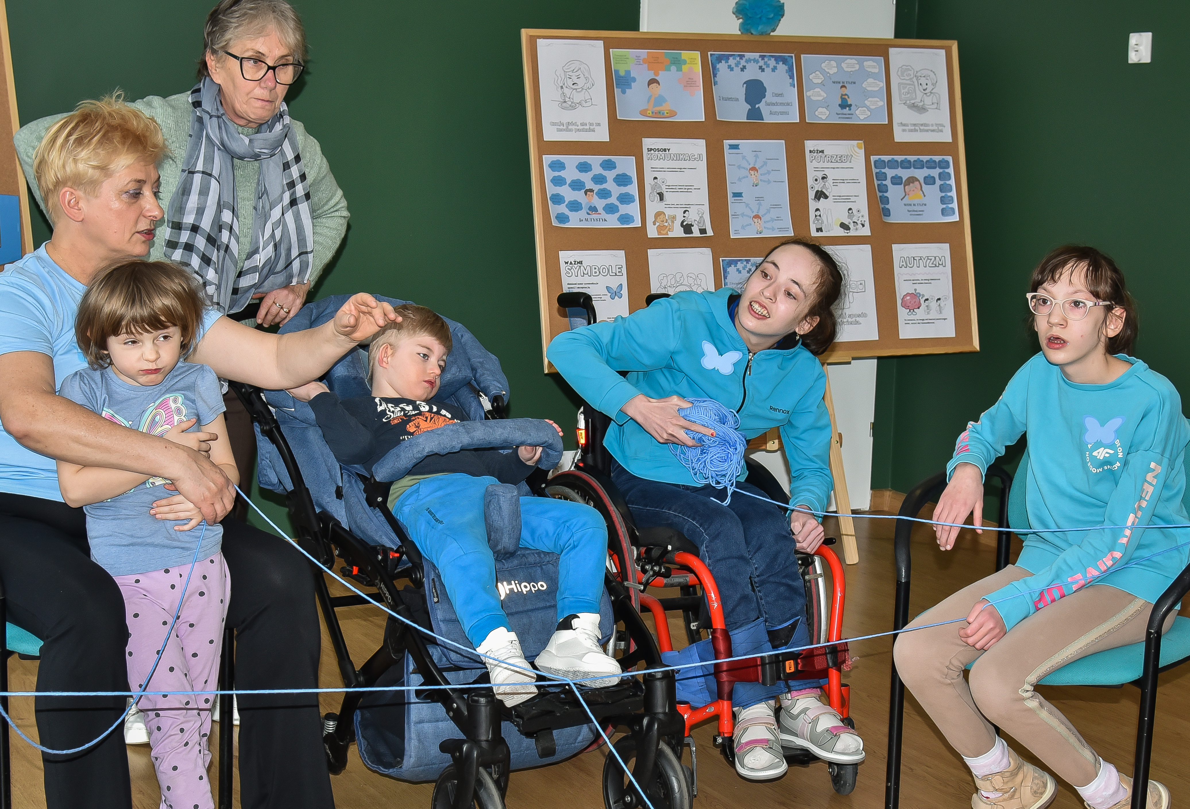 Światowy Dzień Świadomości Autyzmu — zdjęcie 18 z 47
